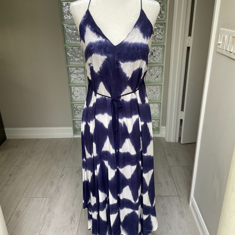 Sleeveless Navy Tie-Dye Maxi Dress with Waist Tie
